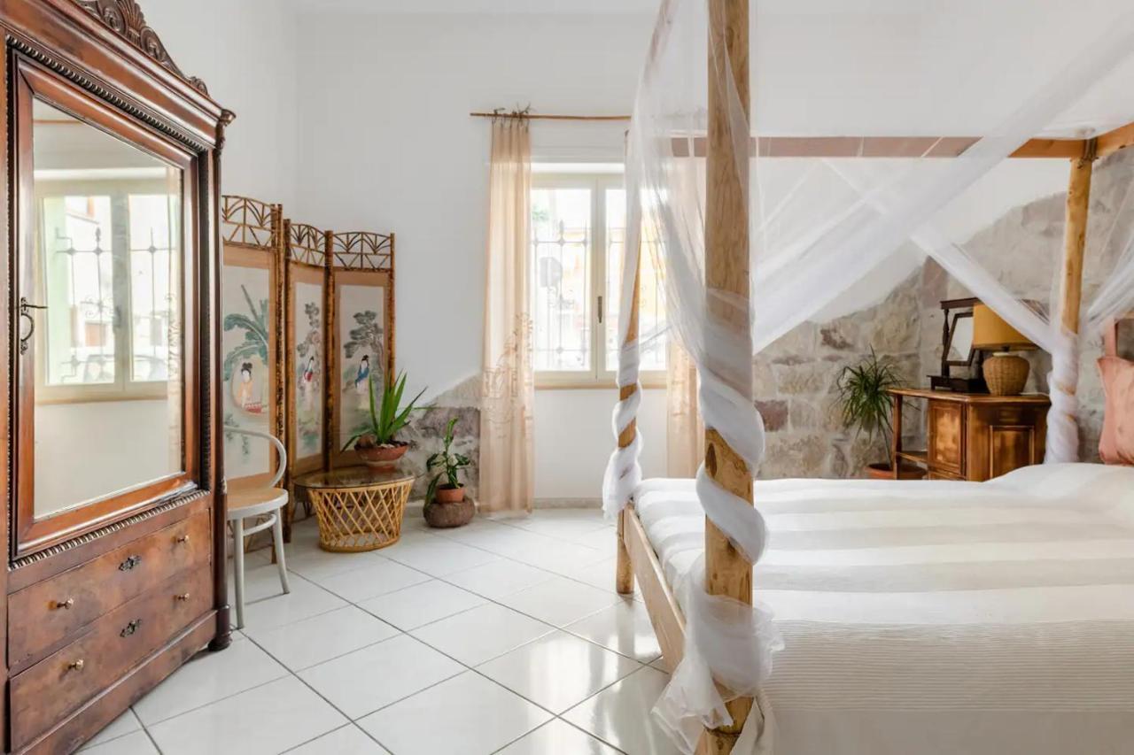 Duas Pedras, Private Apartment In The Heart Of Bosa Zewnętrze zdjęcie
